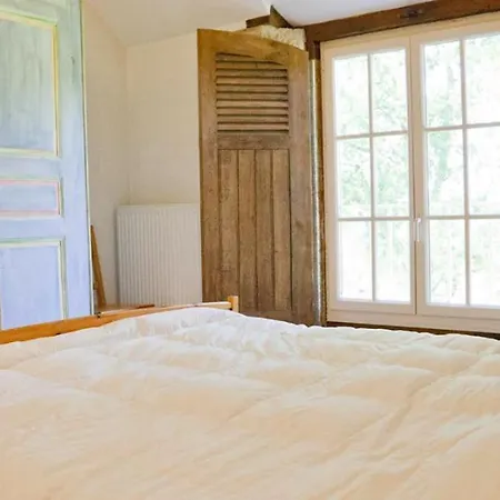 Chateau De Joyeux - Gites Room photo