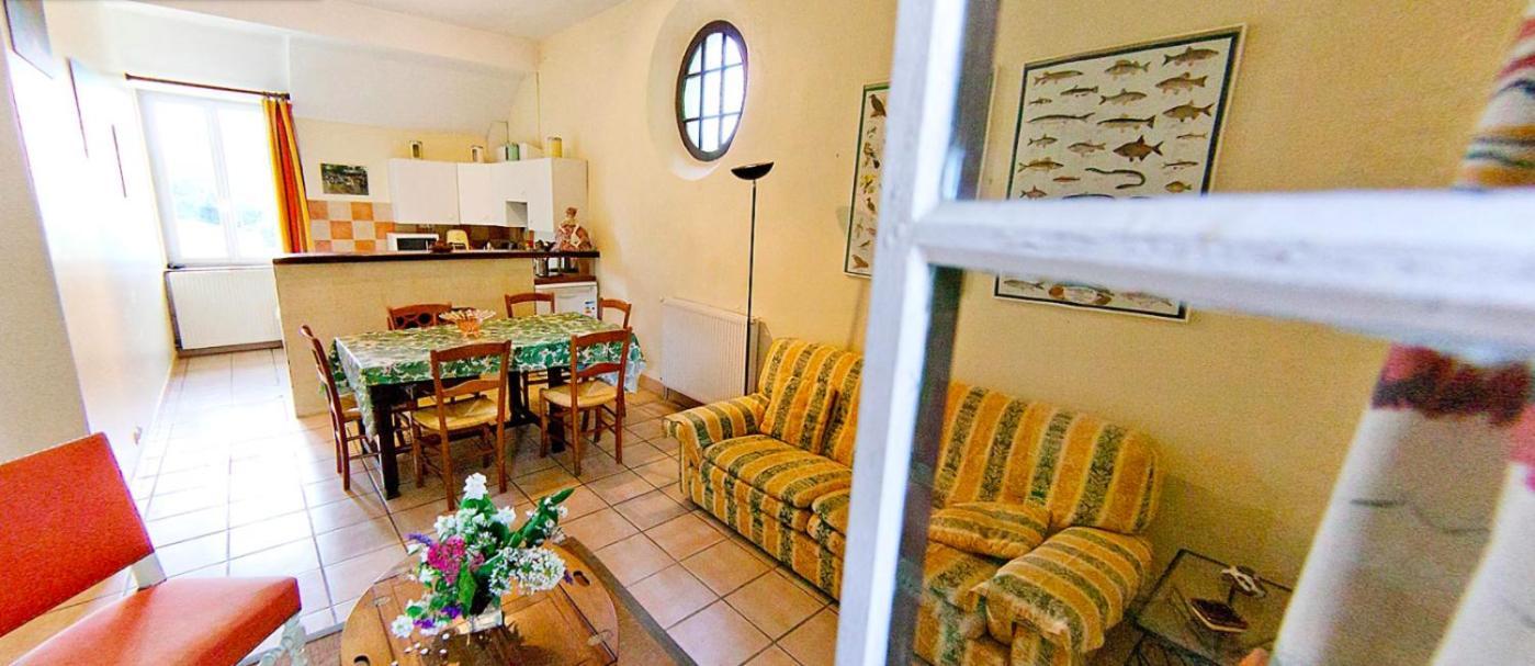 Holiday home Chateau De - *